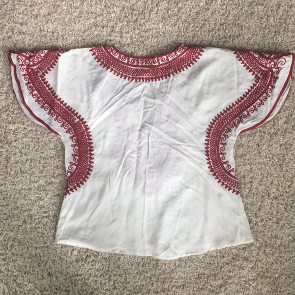 Aztec style blouse white and red. NWOT!✨ - Picture 5 of 7